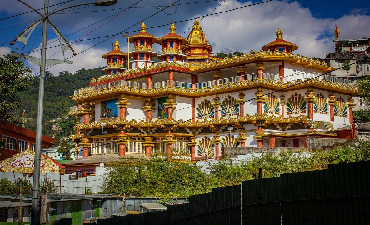 best time to visit Gangtok Sikkim for snowfall, Gangtok snow season, best time to go to Gangtok, 